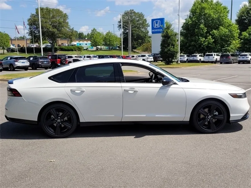 2025 Honda Accord Hybrid Sport-L photo 1