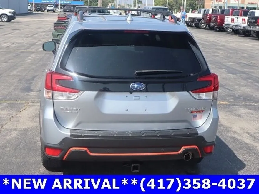 2021 Subaru Forester Sport photo 1