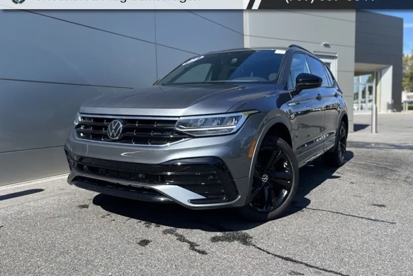 2024 Volkswagen Tiguan SE R-Line Black photo 1