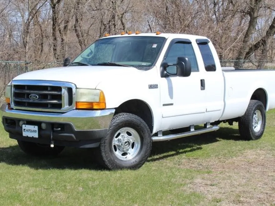 2001 Ford F-250 Lariat photo 1