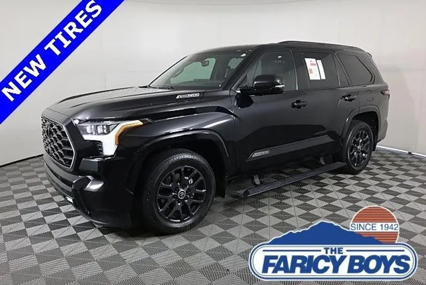 2024 Toyota Sequoia Capstone photo 1