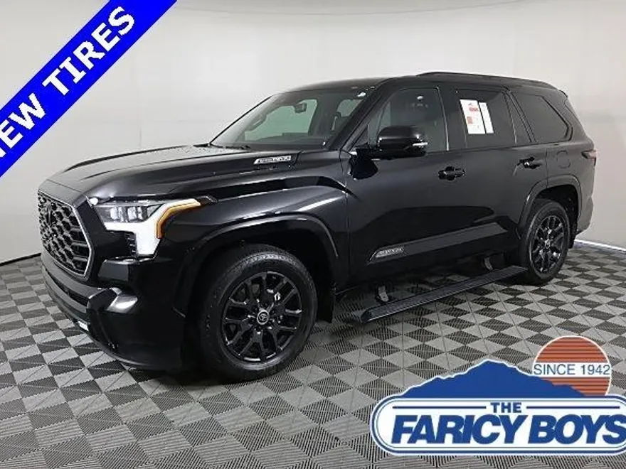 2024 Toyota Sequoia Capstone photo 1