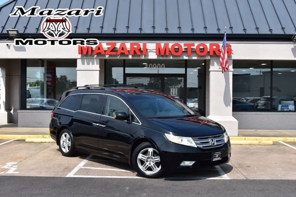 2012 Honda Odyssey Touring photo 1