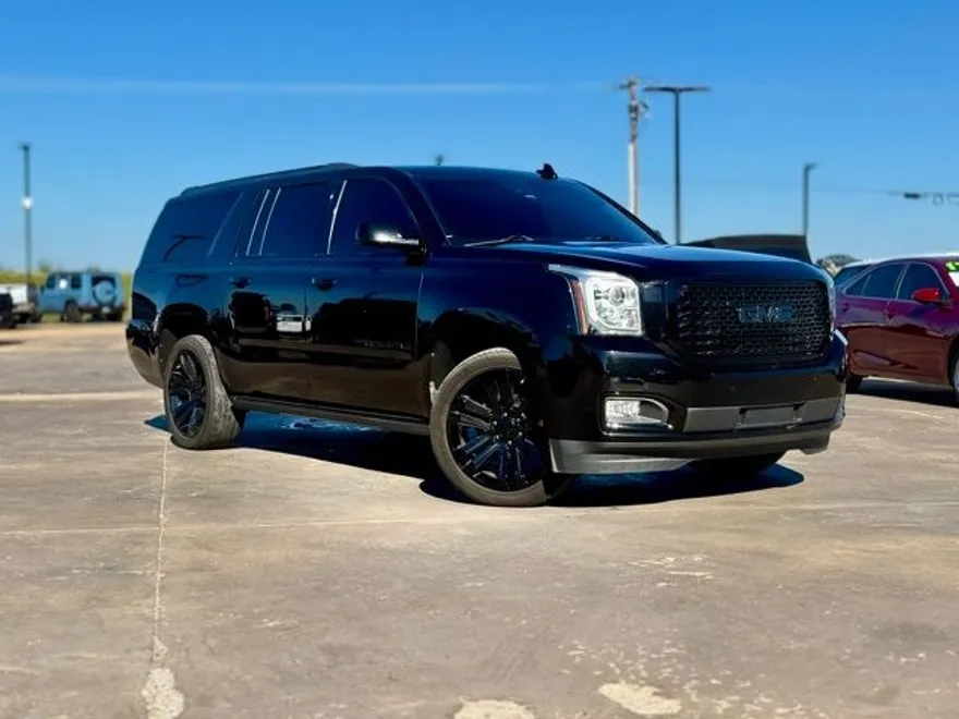 2019 Gmc Yukon XL Denali photo 1