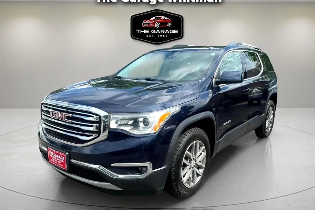 2017 Gmc Acadia SLE photo 1