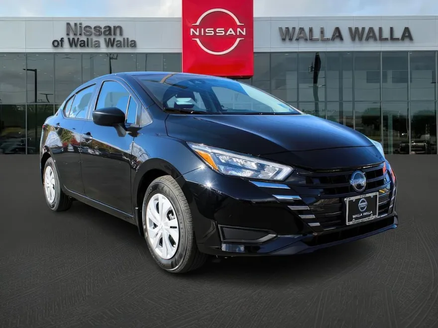2025 Nissan Versa S photo 1