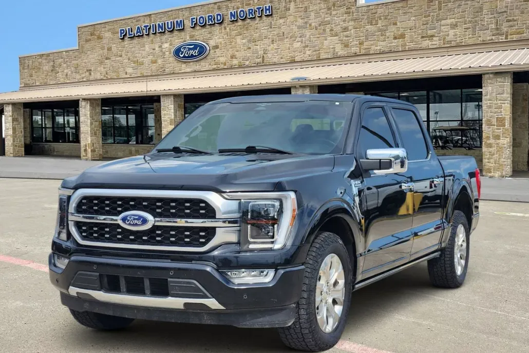 2023 Ford F-150 Platinum photo 1