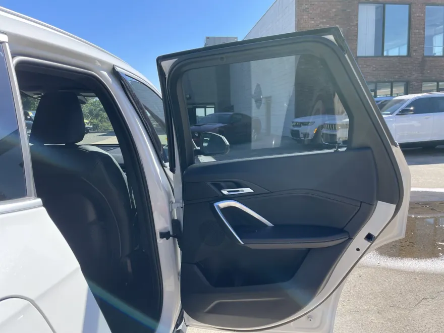2023 Bmw X1 XDrive28i photo 1