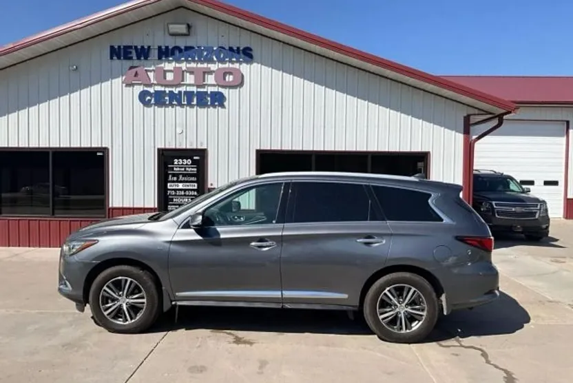 2017 Infiniti QX60 3.5 photo 1