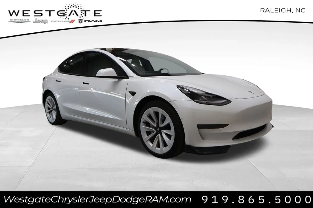 2021 Tesla Model 3 Long Range photo 1