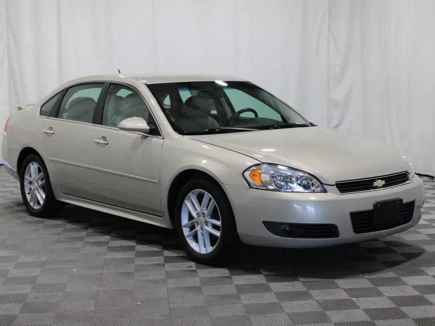 2011 Chevrolet Impala LTZ photo 1