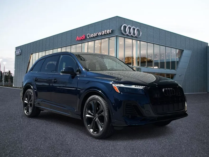 2025 Audi Q7 55 Prestige photo 1