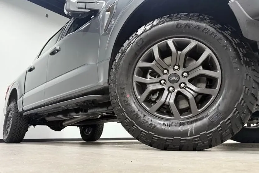 2025 Ford F-150 Tremor photo 1