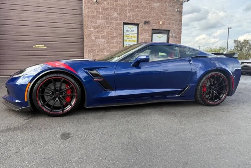 2018 Chevrolet Corvette Grand Sport 2LT photo 1