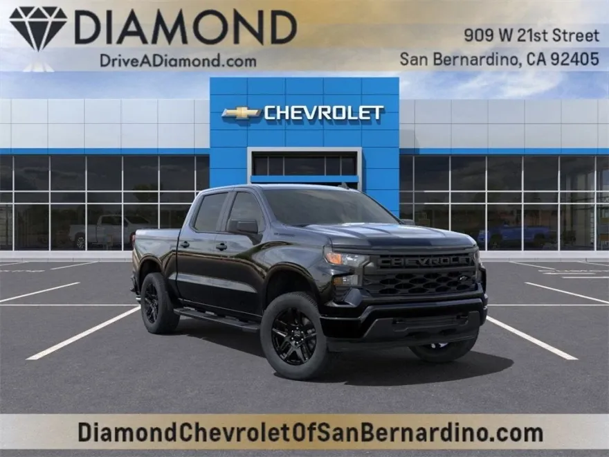 2025 Chevrolet Silverado 1500 Custom photo 1