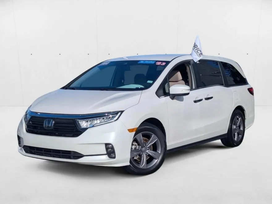 2023 Honda Odyssey EX photo 1
