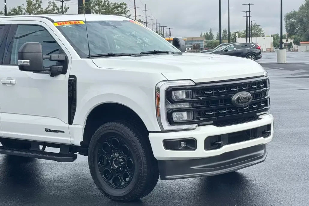 2024 Ford F-350 photo 1
