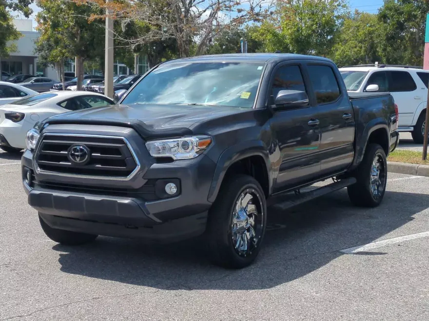 2022 Toyota Tacoma SR5 photo 1