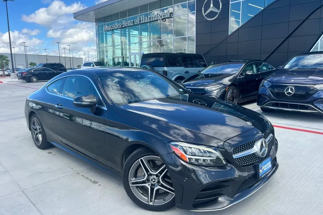 2022 Mercedes Benz C 300 photo 1