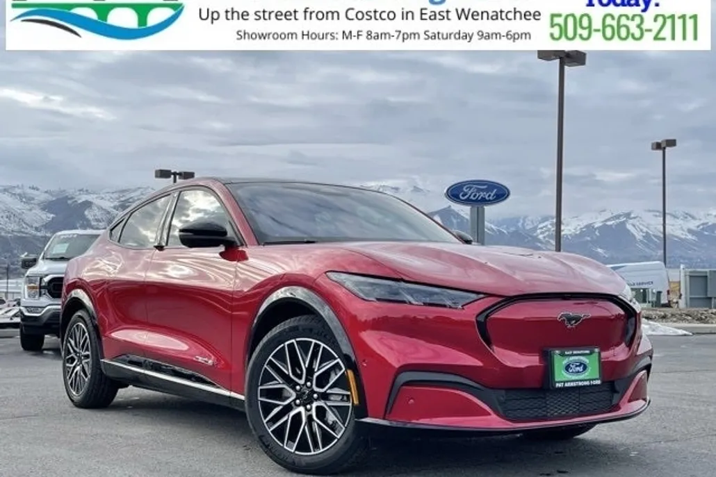 2024 Ford Mustang Mach-E Premium photo 1