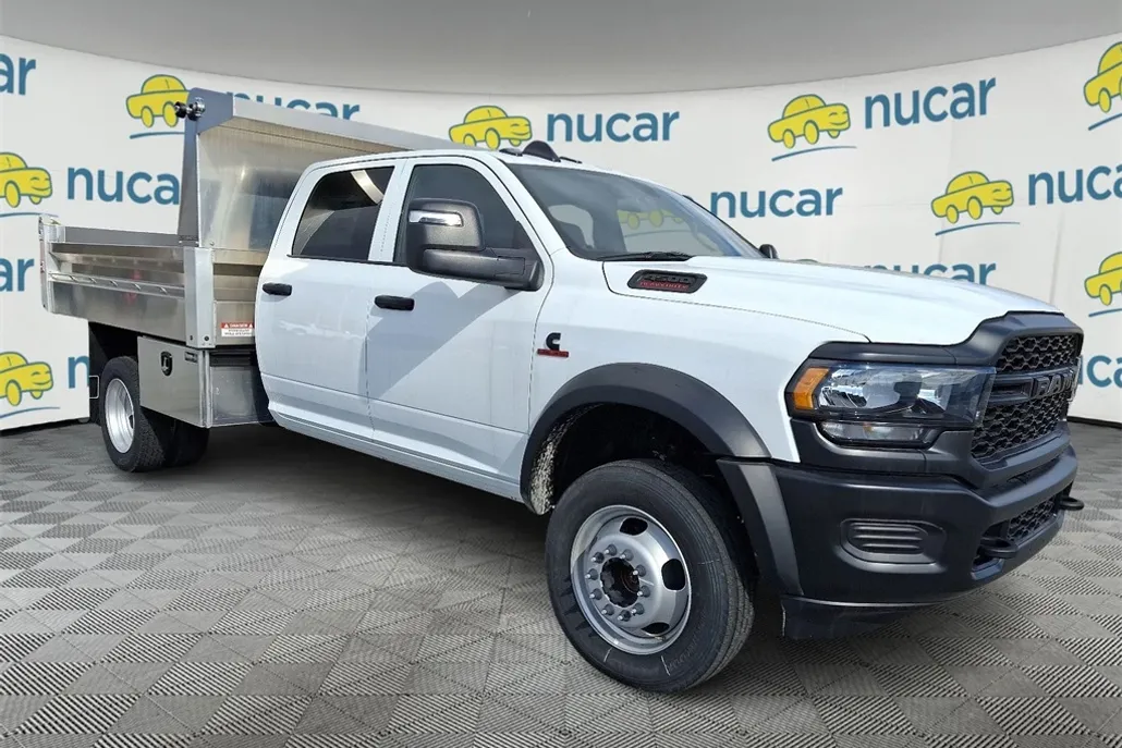 2024 Ram 4500 photo 1