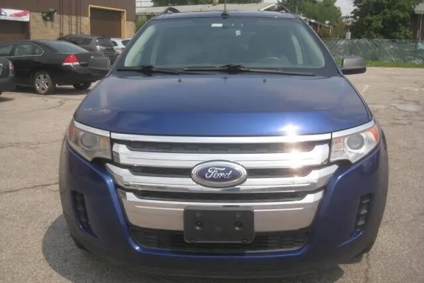 2014 Ford Edge SE photo 1