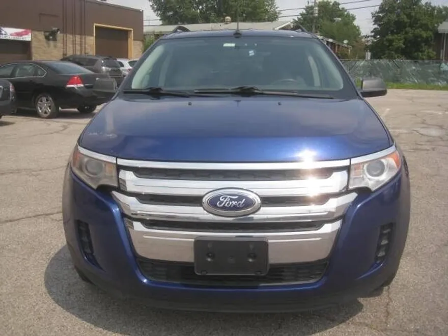 2014 Ford Edge SE photo 1