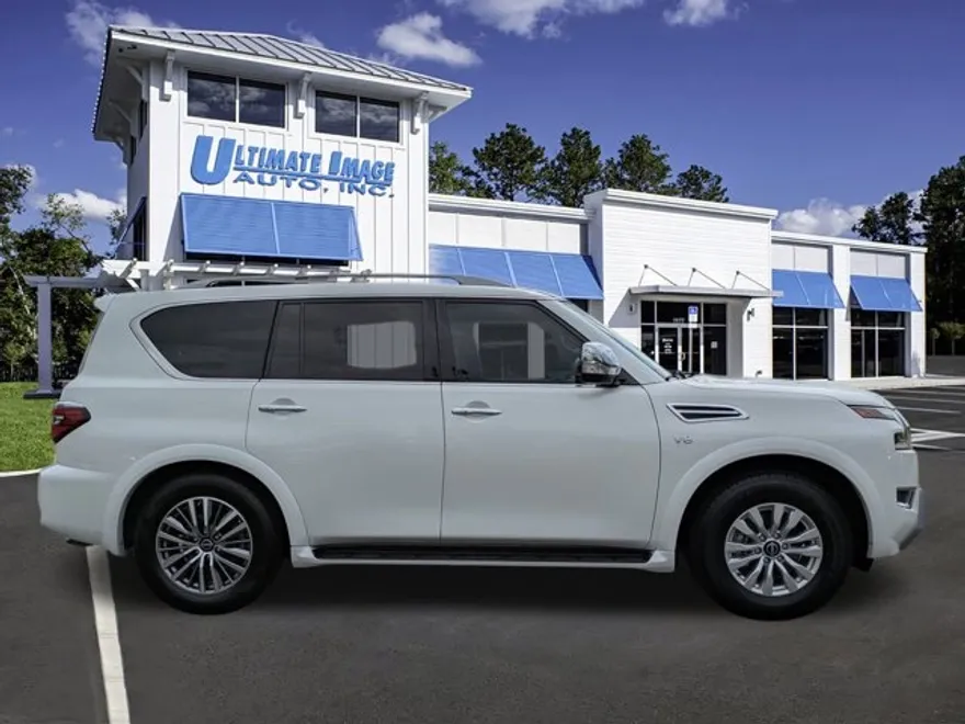 2021 Nissan Armada SV photo 1