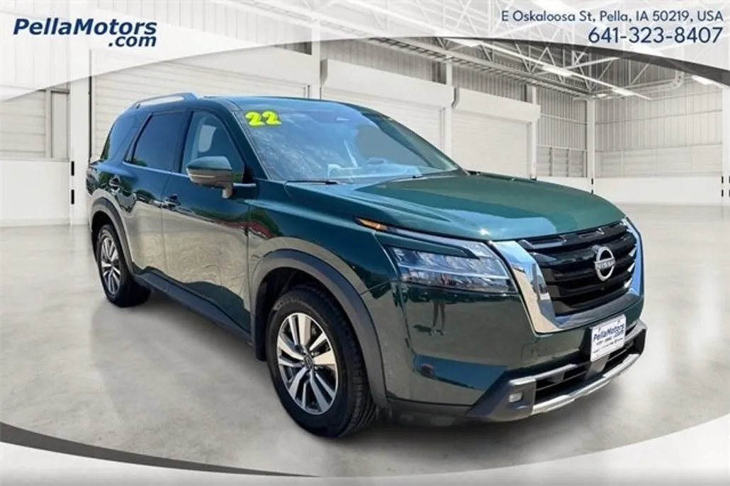 2022 Nissan Pathfinder SL photo 1