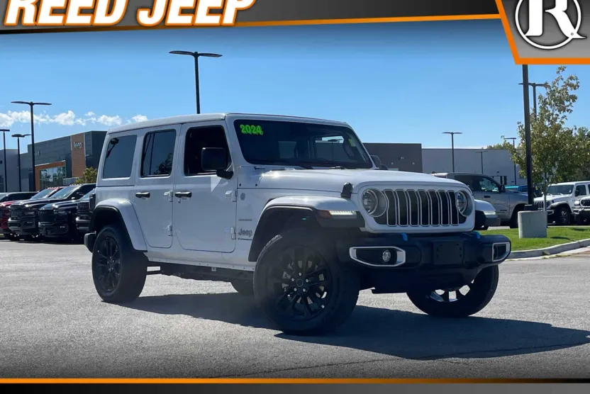 2024 Jeep Wrangler 4xe Sahara photo 1