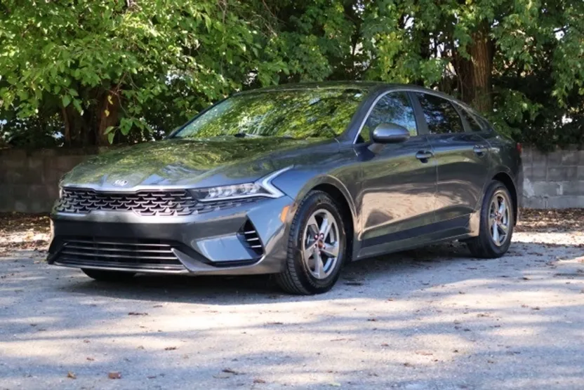 2021 Kia K5 LXS photo 1