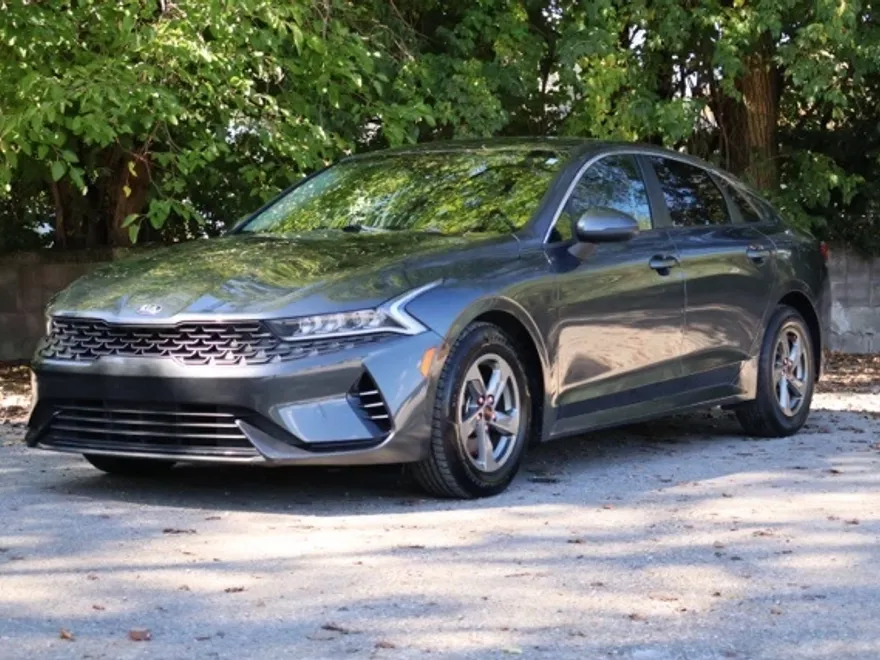 2021 Kia K5 LXS photo 1