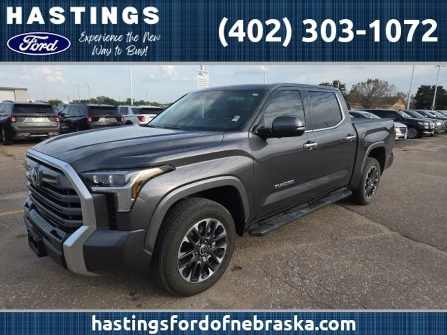 2022 Toyota Tundra Limited photo 1