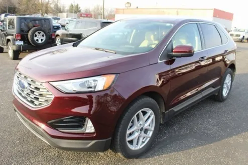 2022 Ford Edge SEL photo 1