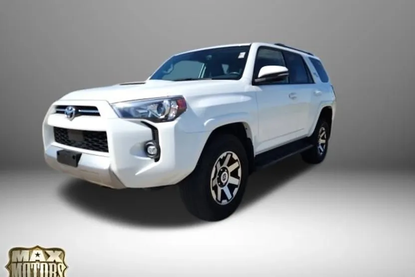 2024 Toyota 4Runner TRD Off-Road Premium photo 1