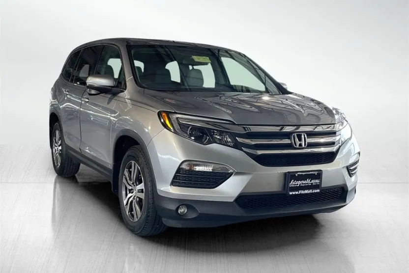 2017 Honda Pilot EX-L photo 1