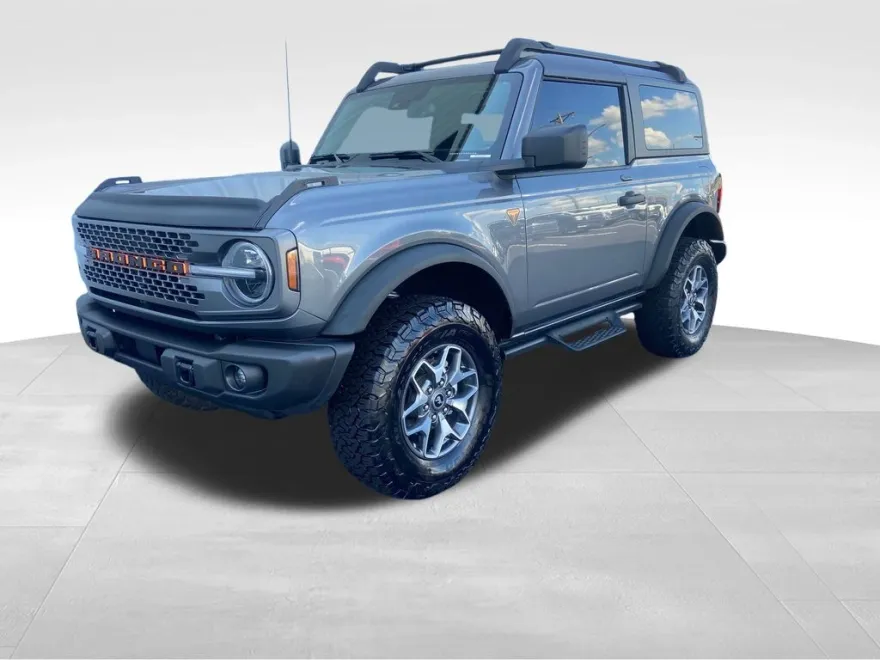 2023 Ford Bronco Badlands photo 1