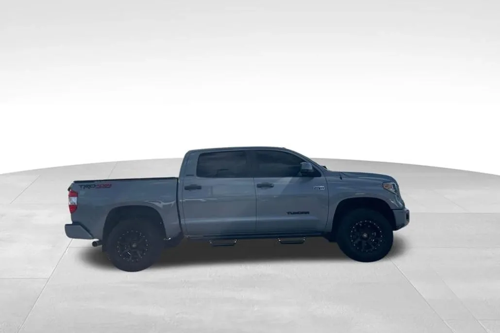 2018 Toyota Tundra Limited photo 1