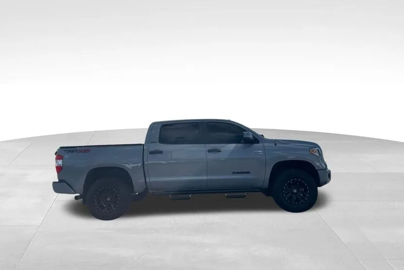 2018 Toyota Tundra Limited photo 1