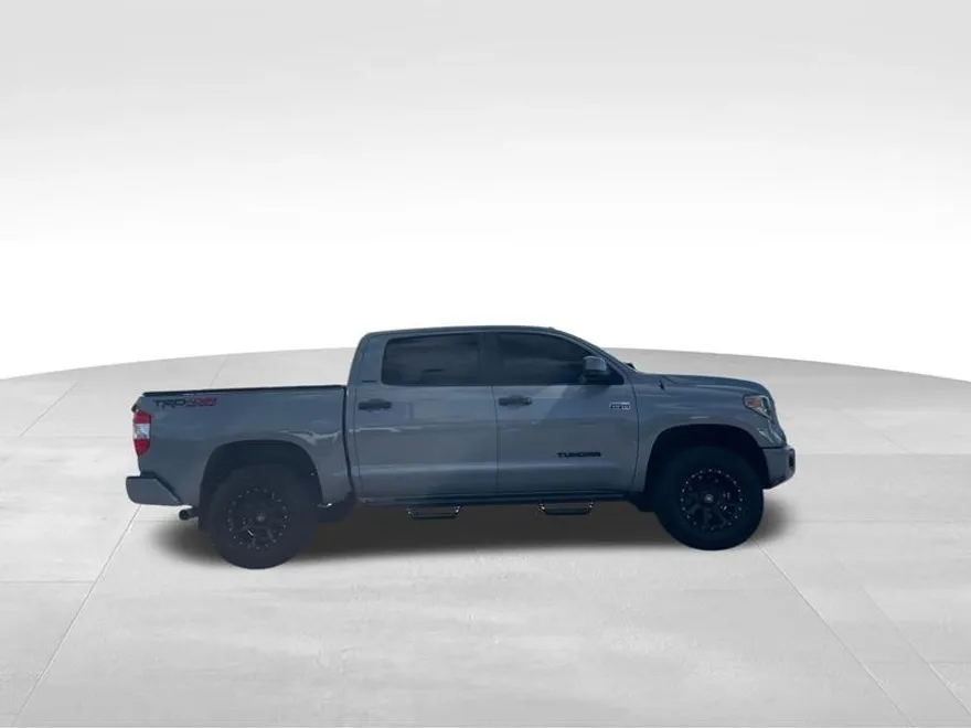 2018 Toyota Tundra Limited photo 1