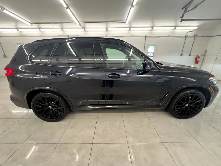 2021 Bmw X5 M50i photo 1