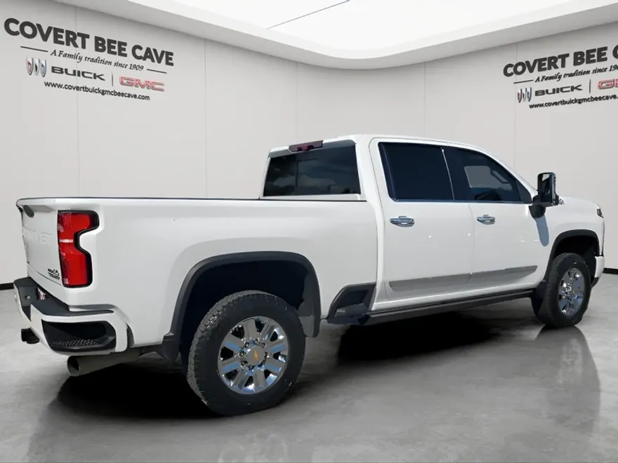 2024 Chevrolet Silverado 2500HD High Country photo 1