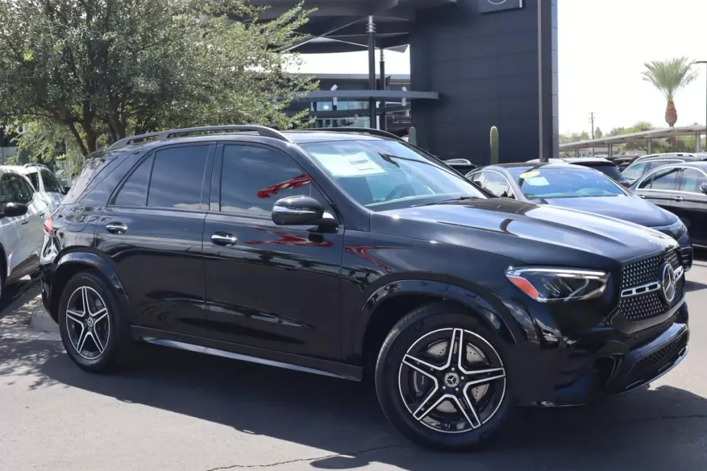 2025 Mercedes Benz GLE 450 4MATIC photo 1