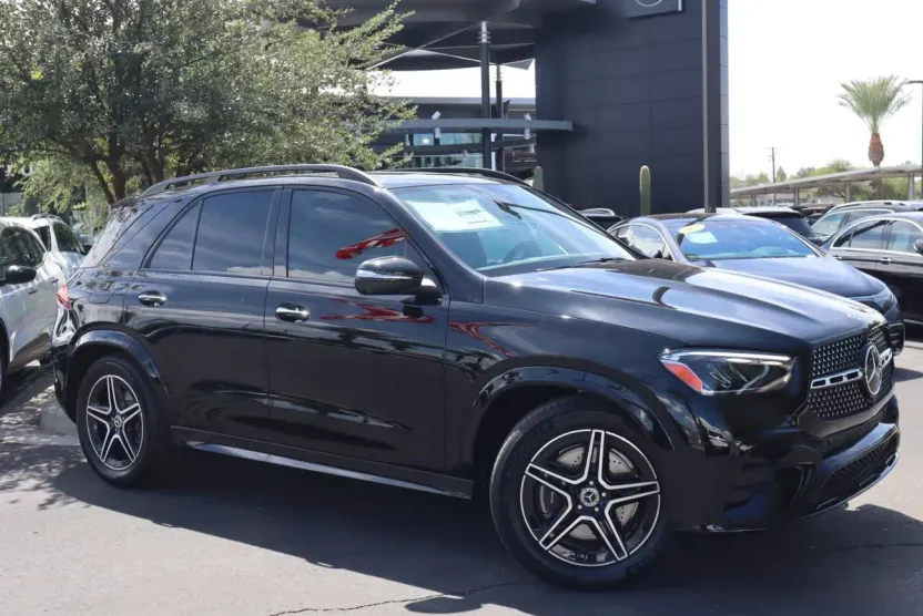 2025 Mercedes Benz GLE 450 4MATIC photo 1