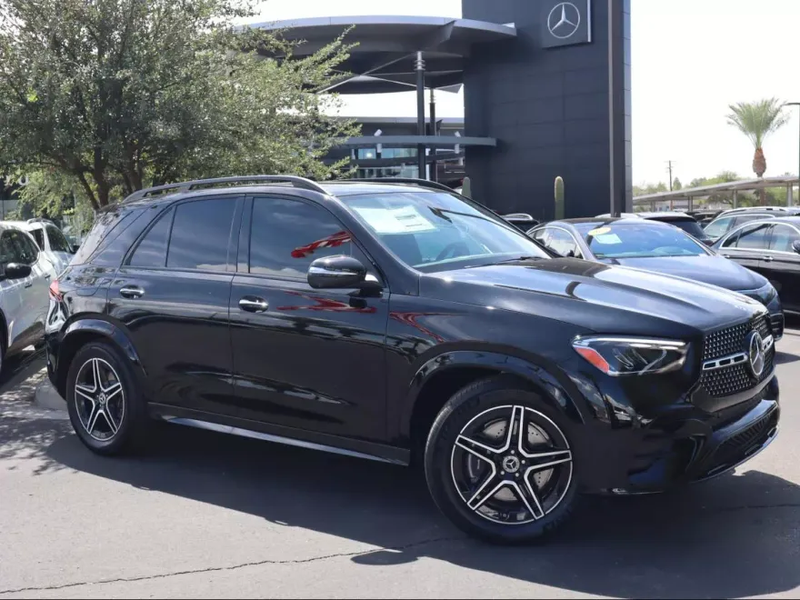 2025 Mercedes Benz GLE 450 4MATIC photo 1