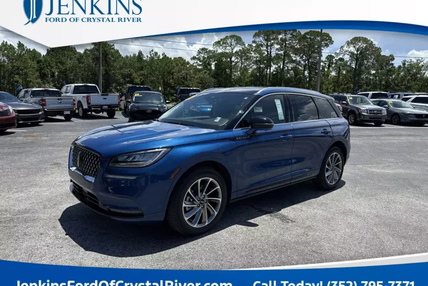2021 Lincoln Corsair Grand Touring photo 1