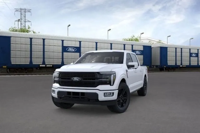 2025 Ford F-150 Platinum photo 1