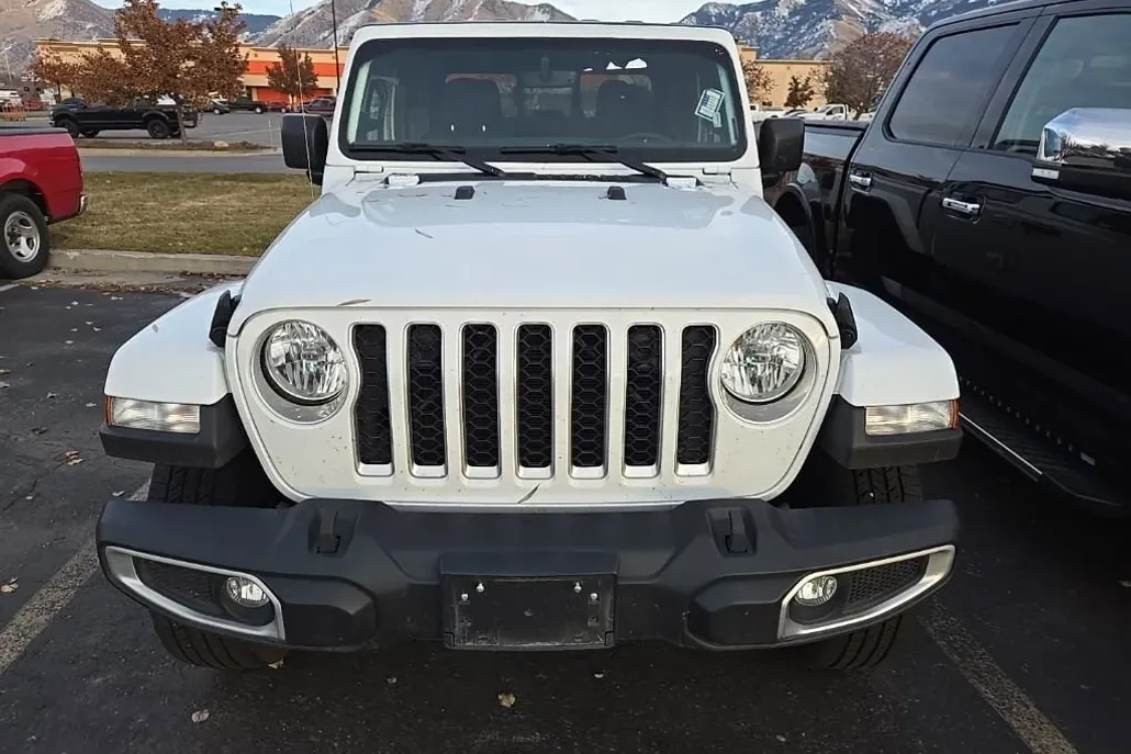 2023 Jeep Gladiator Overland photo 1