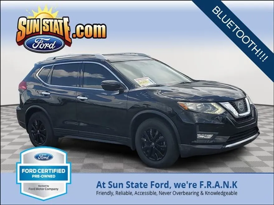 2017 Nissan Rogue S photo 1