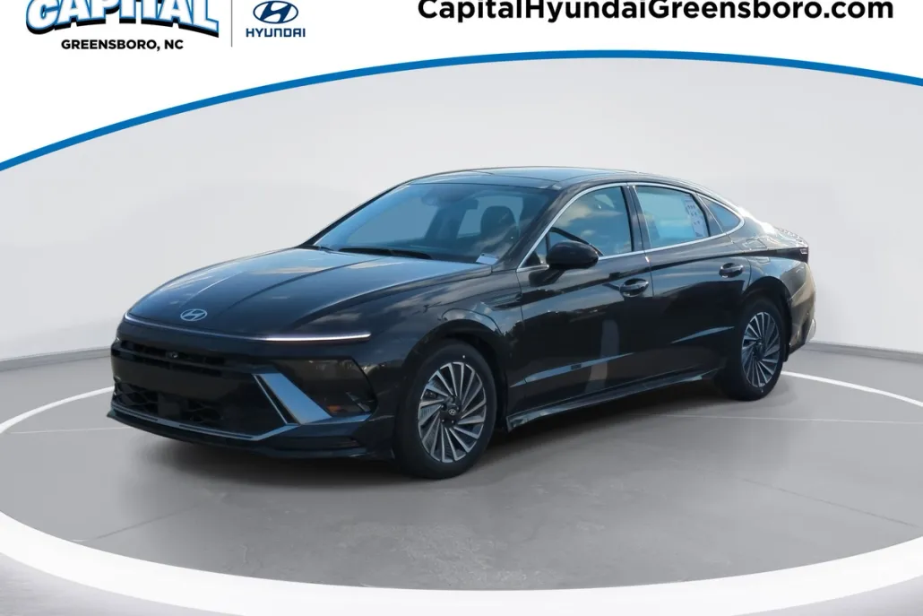 2025 Hyundai Sonata Hybrid Limited photo 1